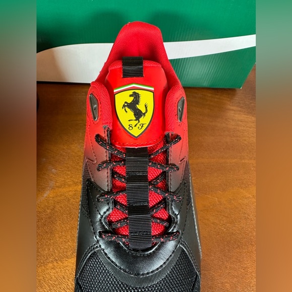 Puma Ferrari Mirage Sport- men’s size 10 & 10.5 available - Picture 3 of 7